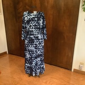 LuLaRoe Size Med Blue and white tie-dye dress